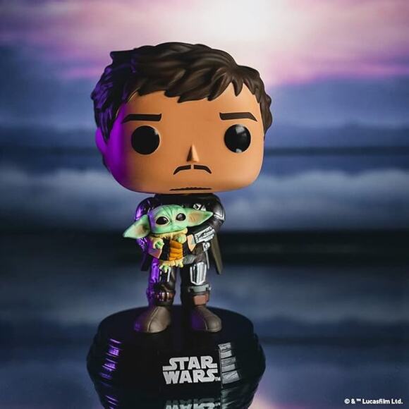 Funko POP Star Wars Mandalorian Din Djarin Male Multicolor Collectible Toy - Picture 2 of 9
